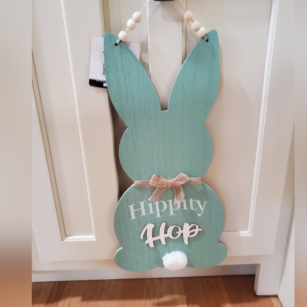 Adorable Easter Decor-NWT